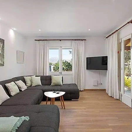Volentina Hotel 4*